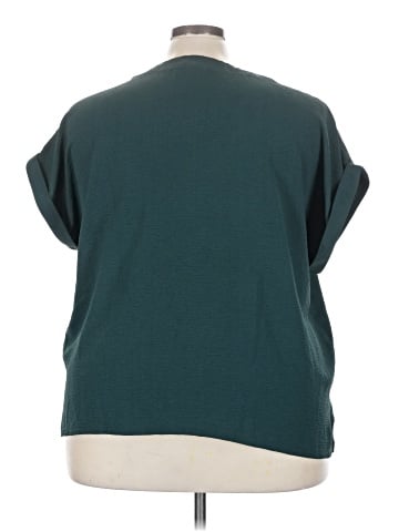 Bobeau Short Sleeve Top (view 2)
