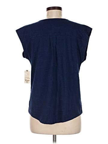 St. John's Bay Sleeveless T-Shirt (view 2)