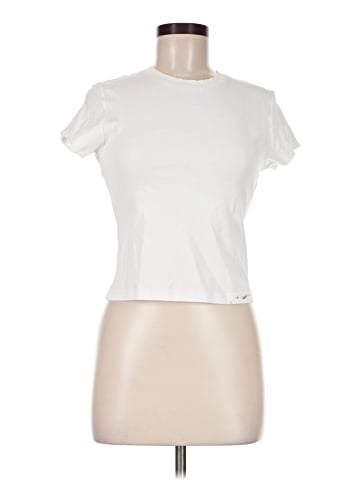 Uniqlo Short Sleeve T-Shirt (view 1)
