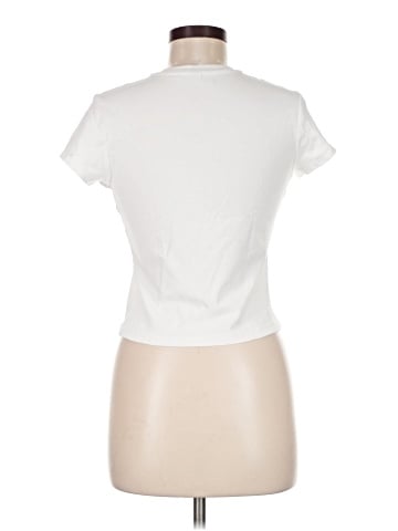 Uniqlo Short Sleeve T-Shirt (view 2)
