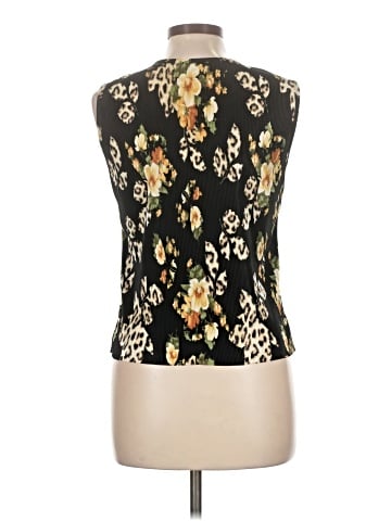 Plisse Sleeveless Blouse (view 2)