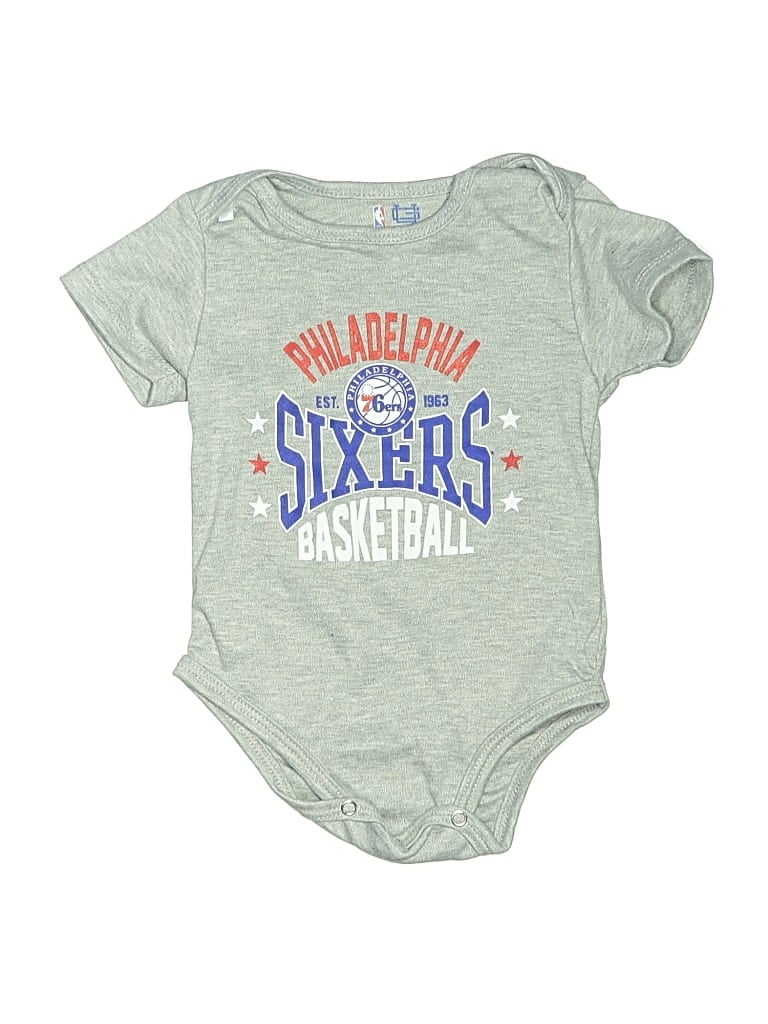 Pre-owned Nba Kids' Short Sleeve Onesie In Gray