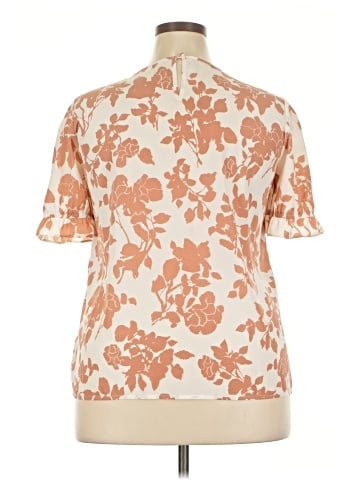 Fun2Fun Short Sleeve Blouse (view 2)