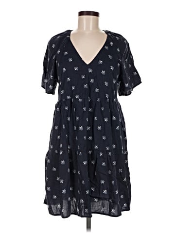 Old Navy Casual Dress (view 1)