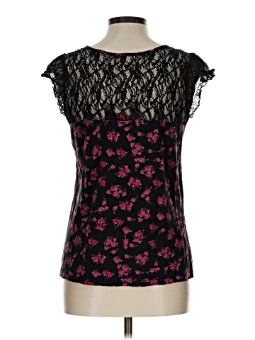 Elle Short Sleeve Top (view 2)