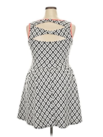 Xhilaration Cocktail Dress (view 2)