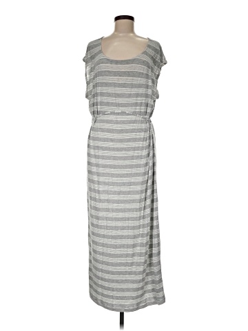 Old Navy Casual Dress (view 1)