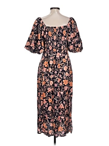 Old Navy Casual Dress (view 2)