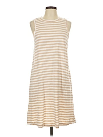 Old Navy Casual Dress (view 1)