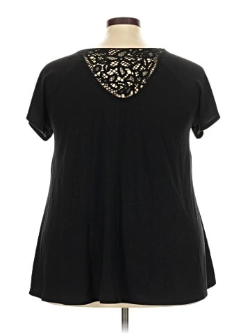 Almost Famous Short Sleeve Top (view 2)