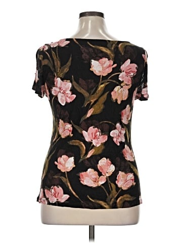 Jennifer Lopez Short Sleeve T-Shirt (view 2)