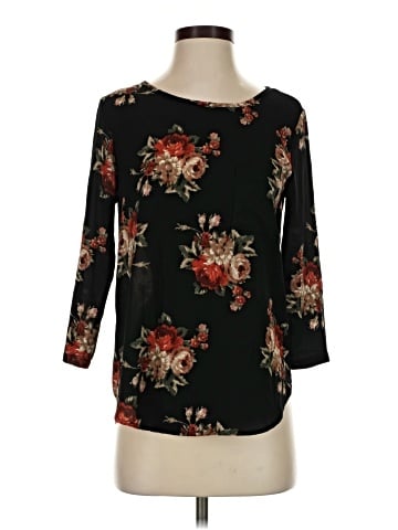 Le Lis 3/4 Sleeve Blouse (view 1)