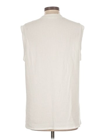 Tres Bien U.S.A. Sleeveless Top (view 2)