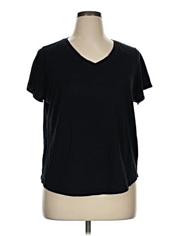 Old Navy Short Sleeve T-Shirt (view 1)
