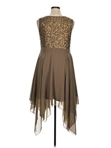 Venus Cocktail Dress (view 2)