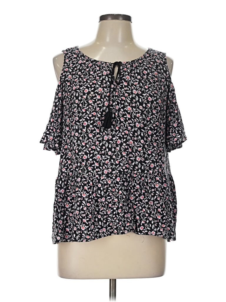Pre-owned A.n.a. A New Approach Sleeveless Blouse In Black