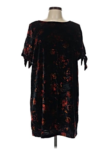 Ann Taylor LOFT Cocktail Dress (view 1)