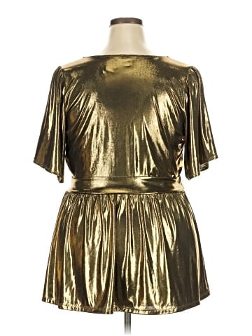 Torrid Short Sleeve Top (view 2)
