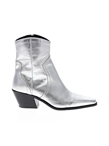 Zara Boots - front