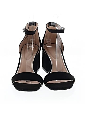 Kelly & Katie Sandals (view 2)