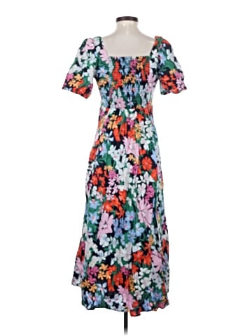 Old Navy Casual Dress (view 2)