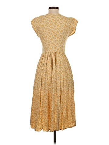 Madewell Button-Front Midi Dress in Piccola Floral (view 2)