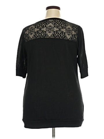 Bobbie Brooks Short Sleeve Top (view 2)