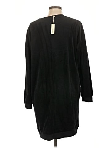 Max Studio Pullover Sweater (view 2)