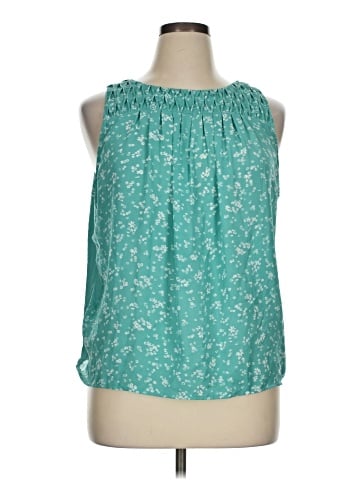 Elle Sleeveless Blouse (view 1)