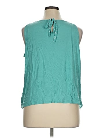 Elle Sleeveless Blouse (view 2)
