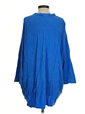 Easel 3/4 Sleeve Blouse (view 2)