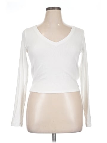 Hollister Long Sleeve T-Shirt (view 1)