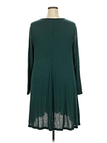 Old Navy Casual Dress (view 2)