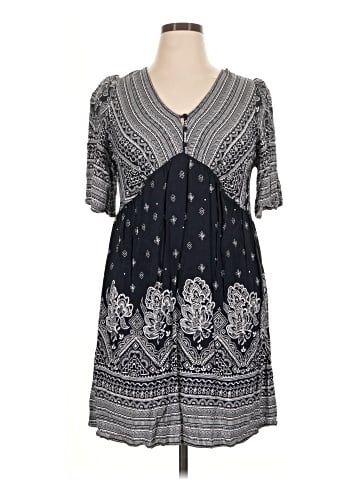 Suzanne Betro Casual Dress (view 1)