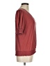 Green Envelope Burgundy Short Sleeve Top Size M - photo 4
