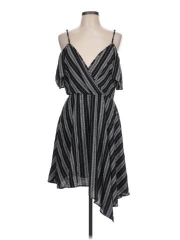 Xhilaration Casual Dress (view 1)