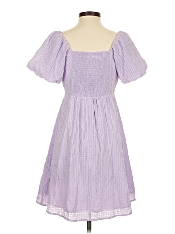 Old Navy Casual Dress (view 2)