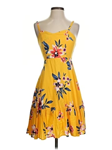 Old Navy Casual Dress (view 1)