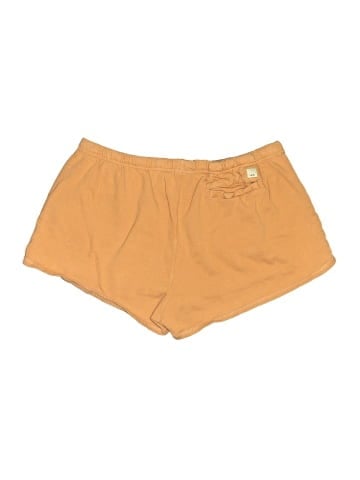 Vuori Shorts (view 2)