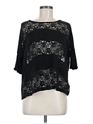 Twenty One 3/4 Sleeve Top (view 1)