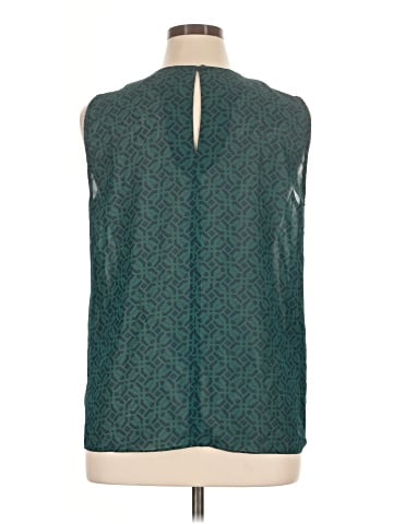 Darjoni Sleeveless Blouse (view 2)