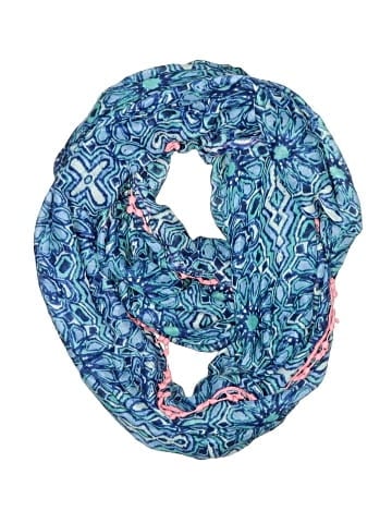 Vera Scarf (view 1)