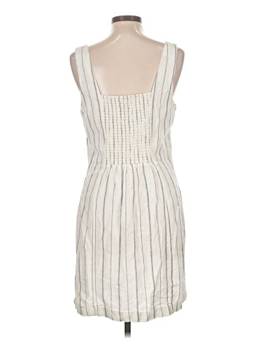 Old Navy Casual Dress (view 2)