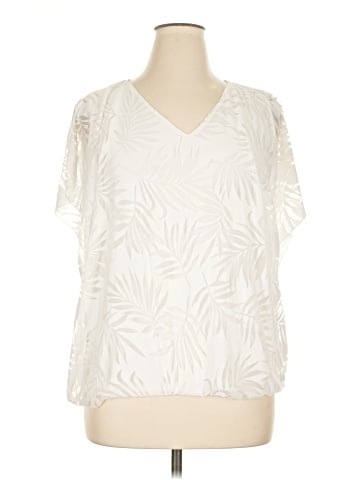 Cha Cha Vente Short Sleeve Blouse (view 1)