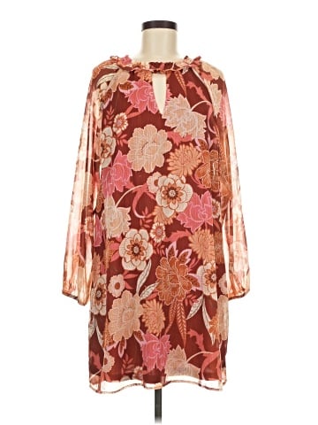 Collective Concepts Casual Dress (view 1)