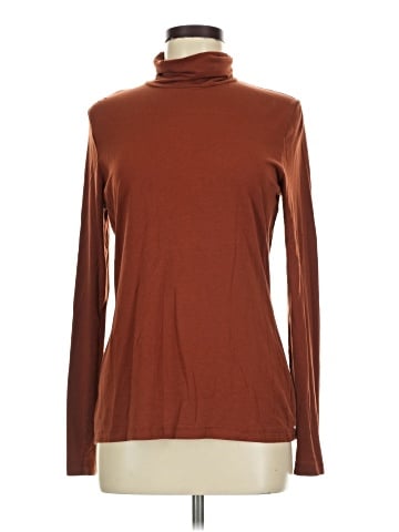Relativity Long Sleeve Top (view 1)