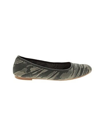 Old Navy Flats (view 1)
