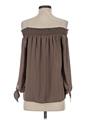 Timing 3/4 Sleeve Blouse (view 2)