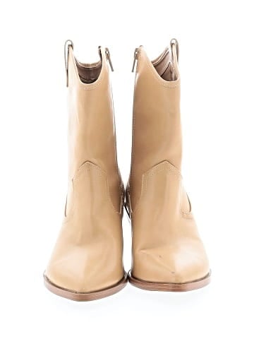 Universal Thread Boots (view 2)