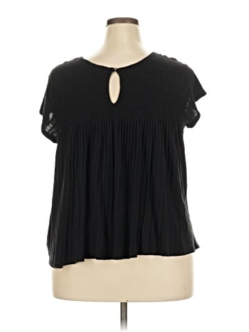 Walmart Short Sleeve Top (view 2)